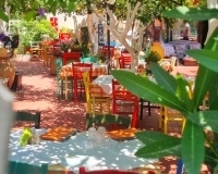 Taverne: Obstgarten von Gogos